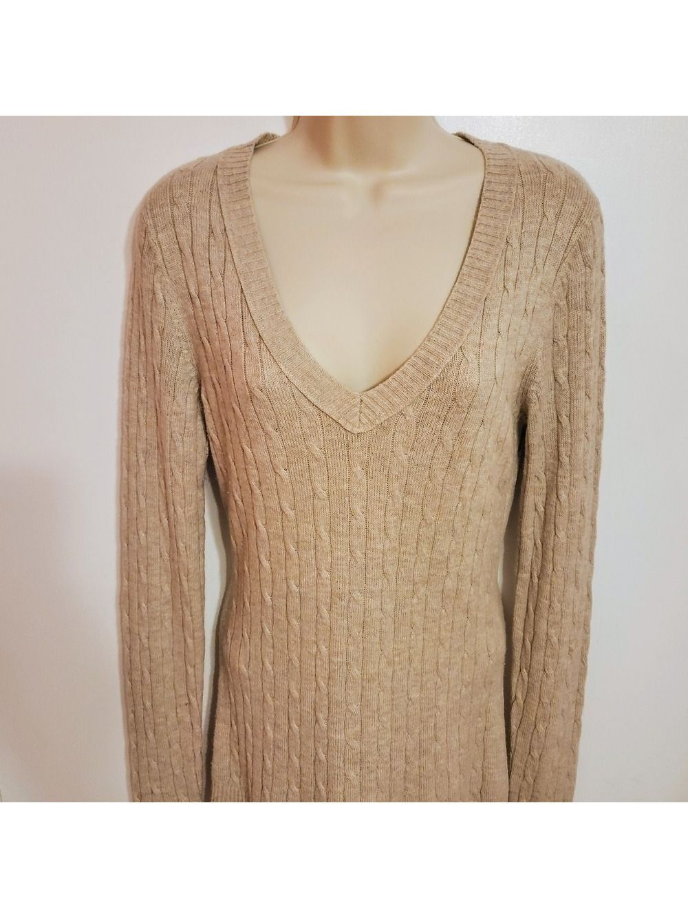 Ann Taylor LOFT Cable Knit V Neck Sweater Small - Picture 2 of 11
